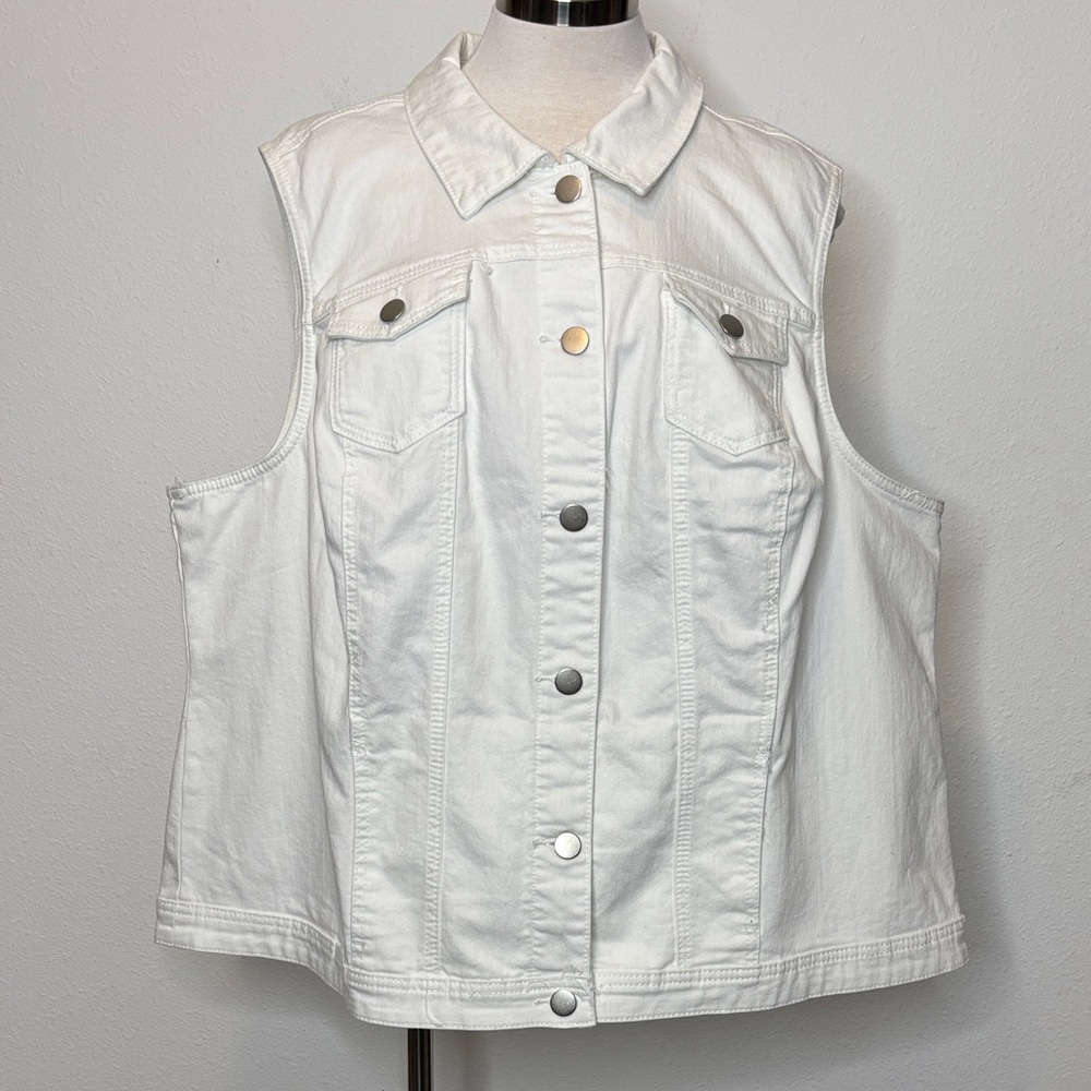 White Women's Denim Vest Jacket - CJ Banks